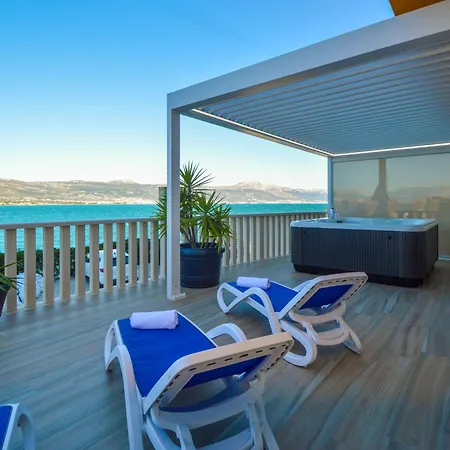 Mornar-5 By Interhome *