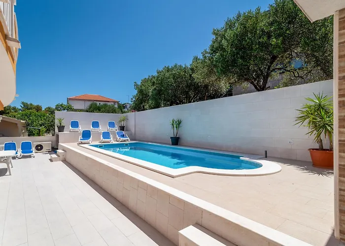 Apartamento Mornar-5 By Interhome Trogir