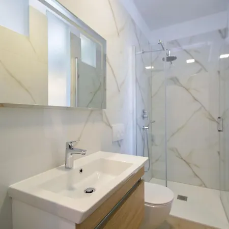 Apartment Mornar-5 By Interhome *